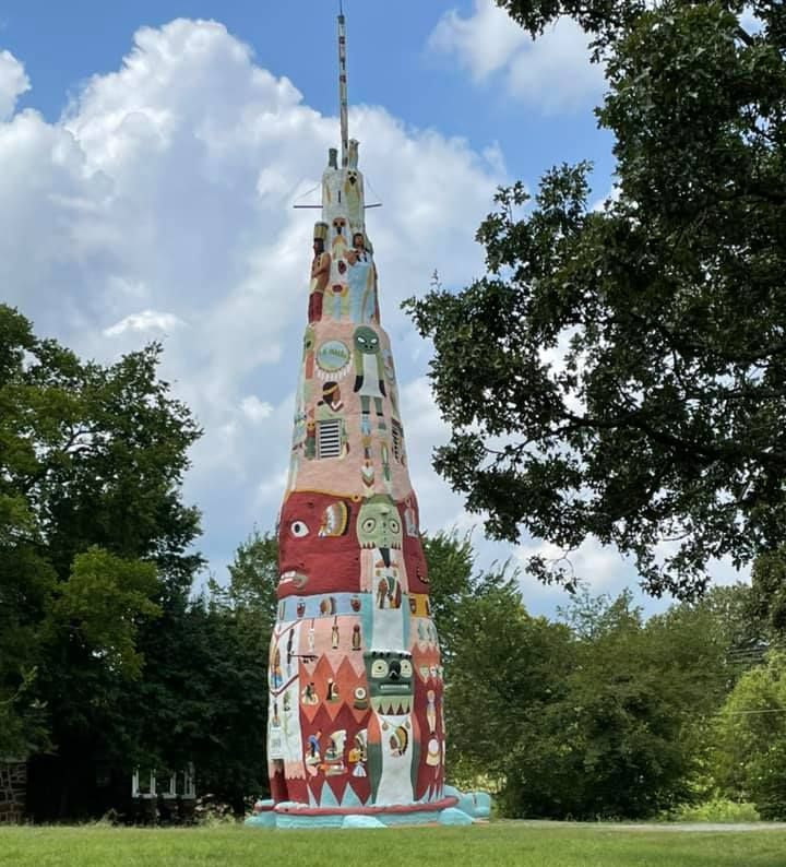 World’s Largest Concrete Totem Pole: world record in Chelsea, Oklahoma