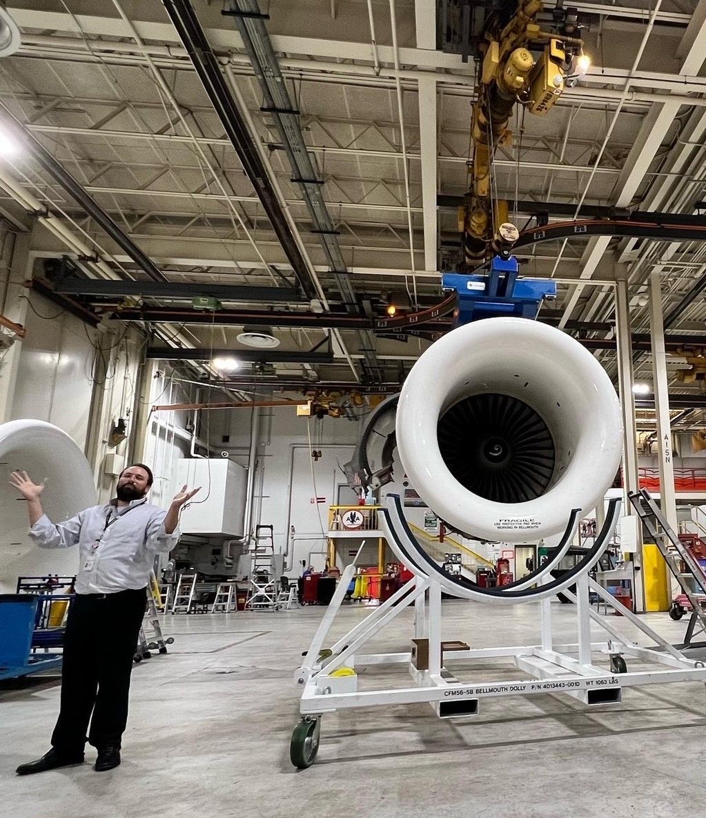 World's largest commercial aviation facility: world record in Tulsa, Oklahoma