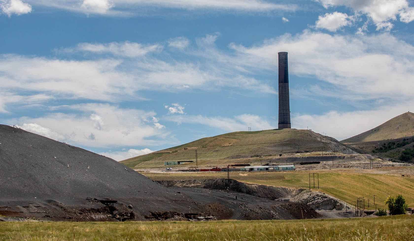 World's tallest surviving masonry structure, world record in Anaconda, Montana