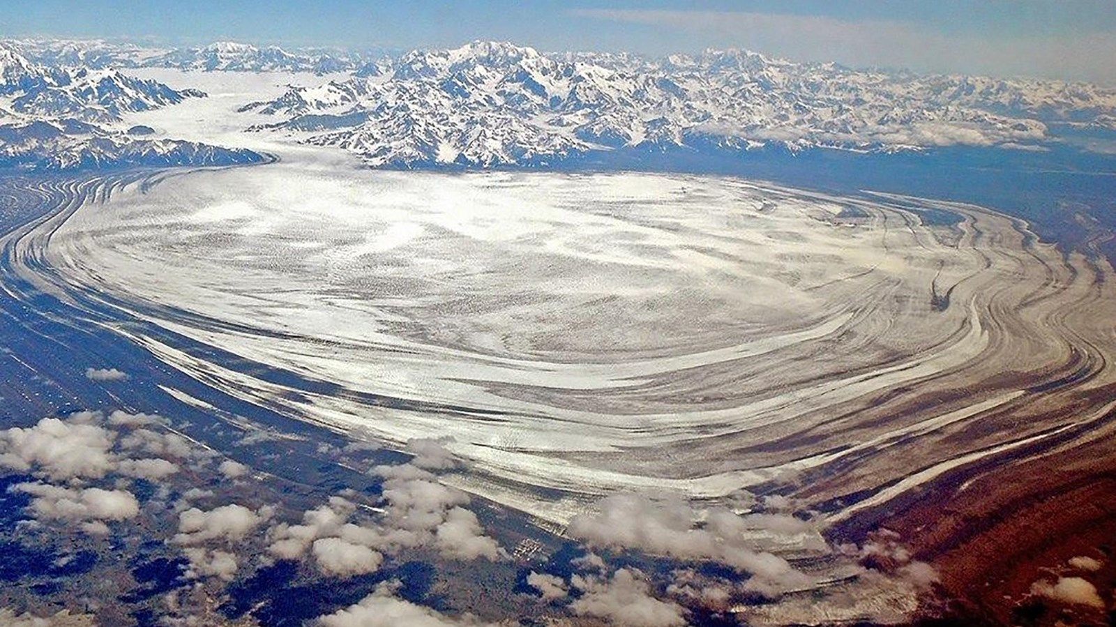 World's Largest Piedmont Glacier, world record in Alaska