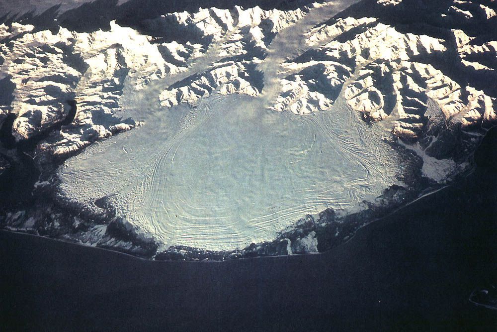 World's Largest Piedmont Glacier, world record in Alaska