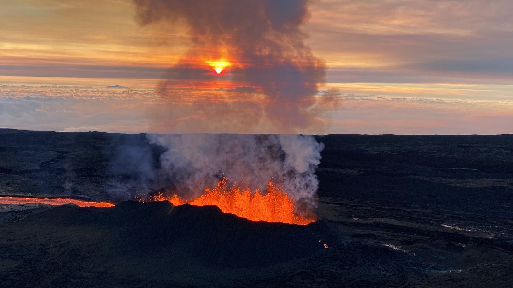 World's Largest Active Volcano, world record in Hawaii