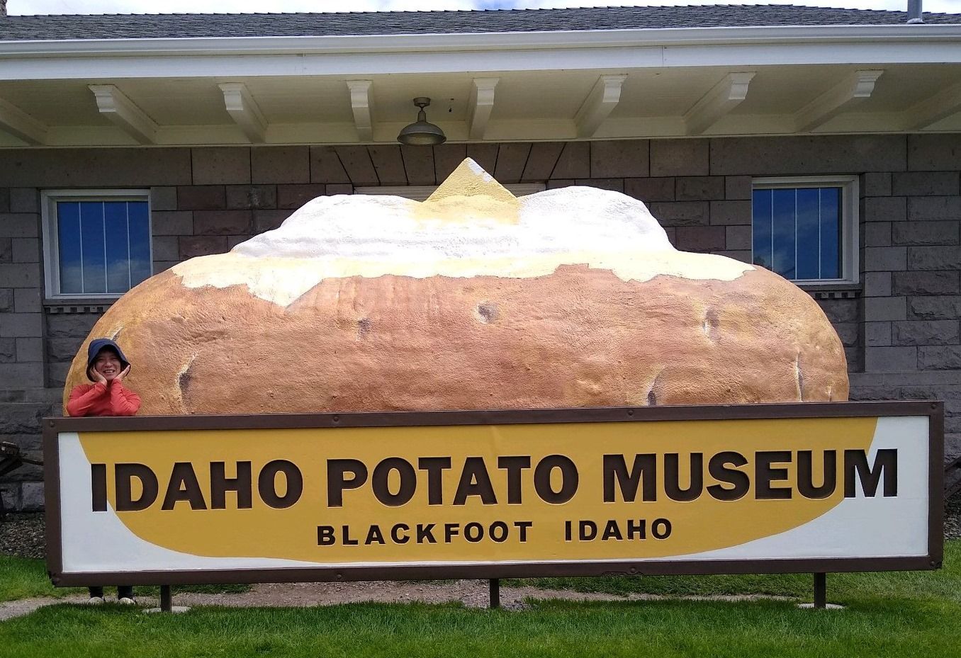 World's Largest Baked Potato with Topping Sculpture, world record in Blackfoot, Idaho

