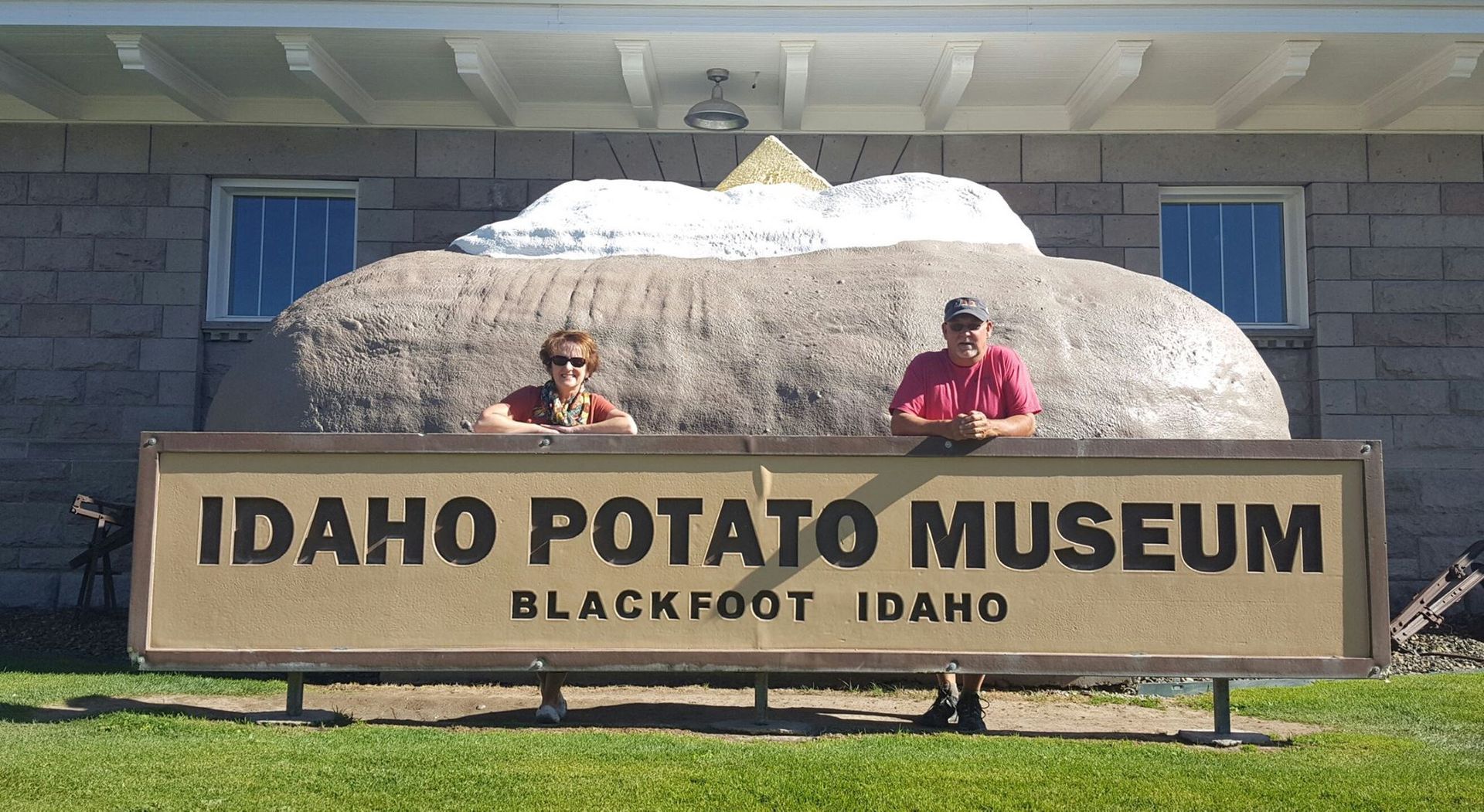 World's Largest Baked Potato with Topping Sculpture, world record in Blackfoot, Idaho
