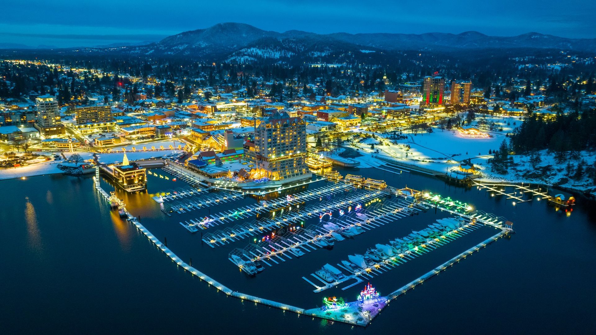 World's First Floating, Movable Island Golf Green, world record in Coeur d'Alene , Idaho World's First Floating, Movable Island Golf Green, world record in Coeur d'Alene , Idaho
