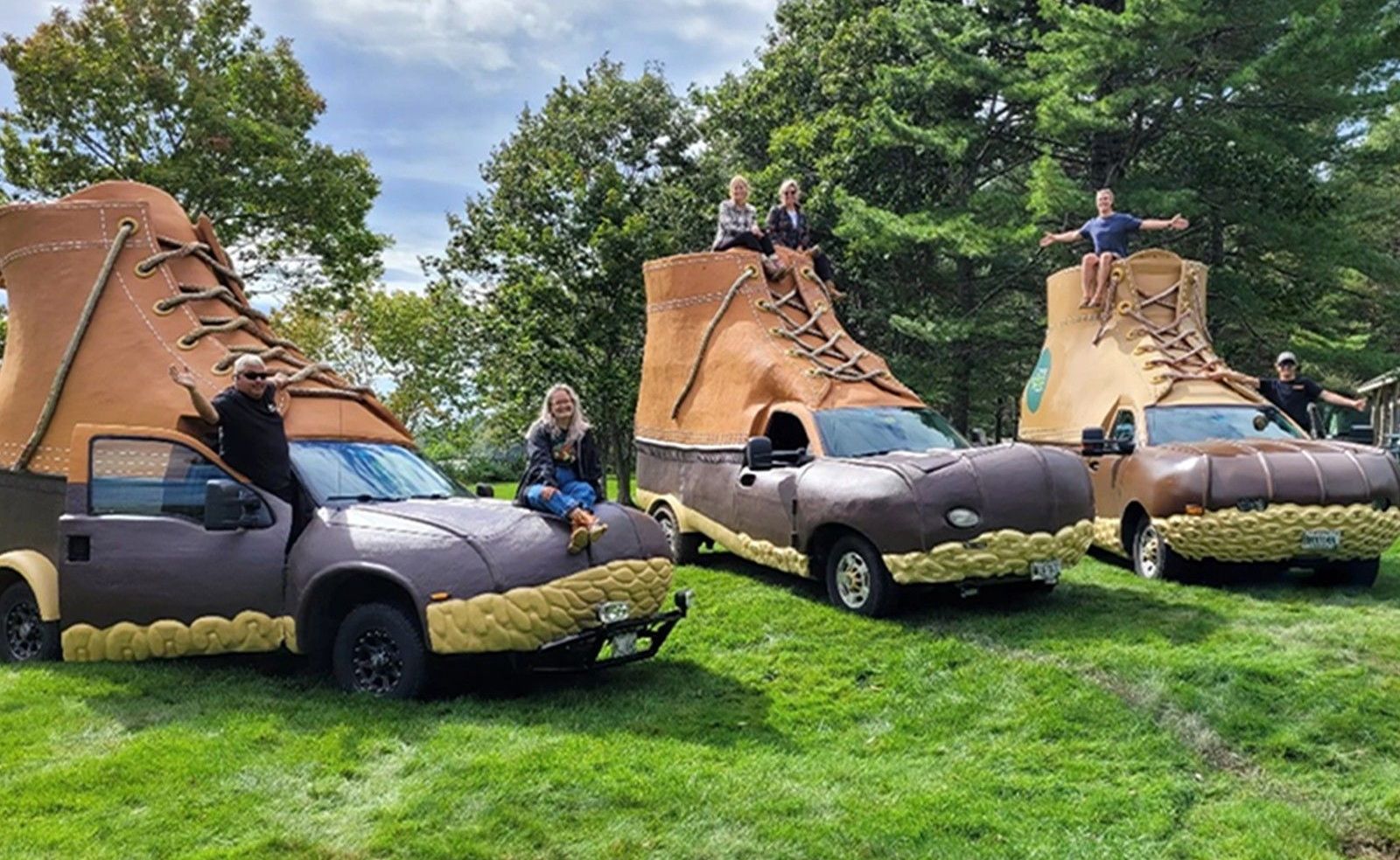World's first boot-shaped automobile, world record set in Freeport, Maine World's first boot-shaped automobile, world record set in Freeport, Maine