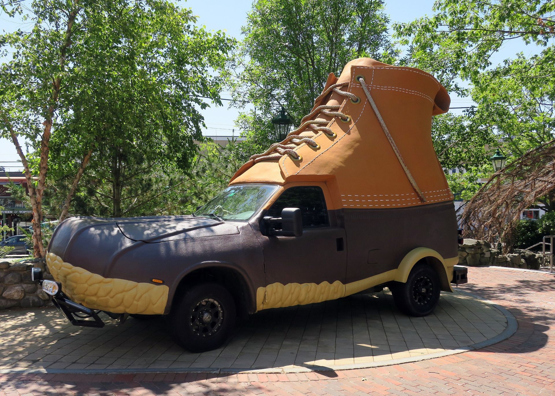 World's first boot-shaped automobile, world record set in Freeport, Maine World's first boot-shaped automobile, world record set in Freeport, Maine