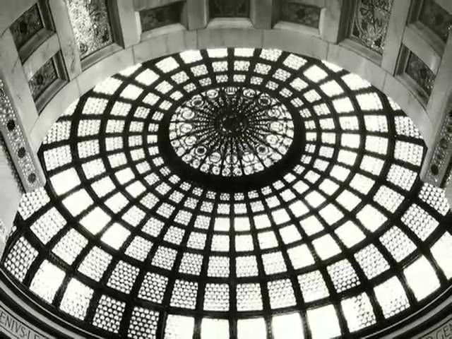 World’s Largest Tiffany Glass Dome, world record in Chicago, Illinois World’s Largest Tiffany Glass Dome, world record in Chicago, Illinois