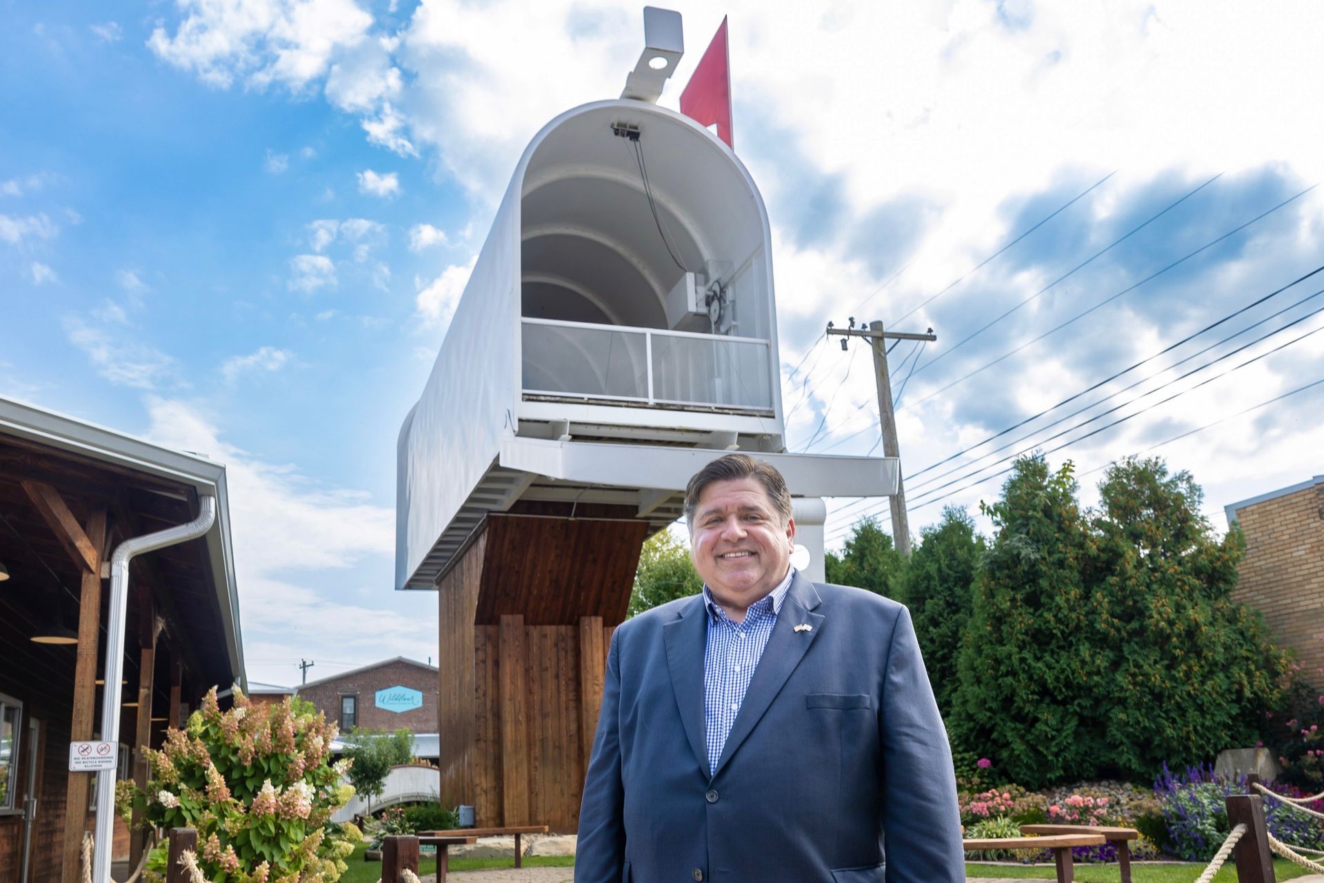 
World’s Largest Mailbox, world record in Casey, Illinois