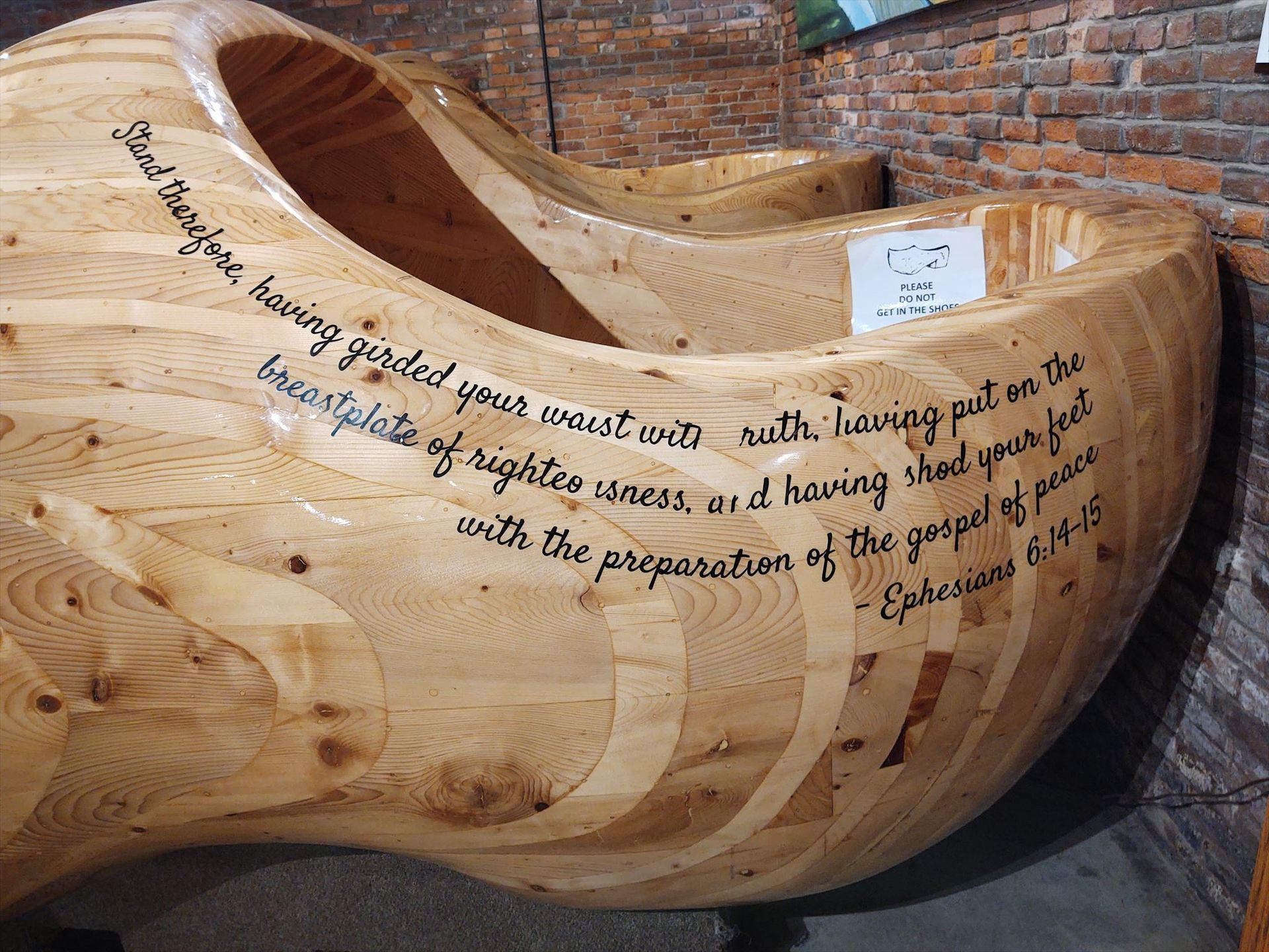 World's Largest Wooden Shoes, world record in Casey, Illinois
