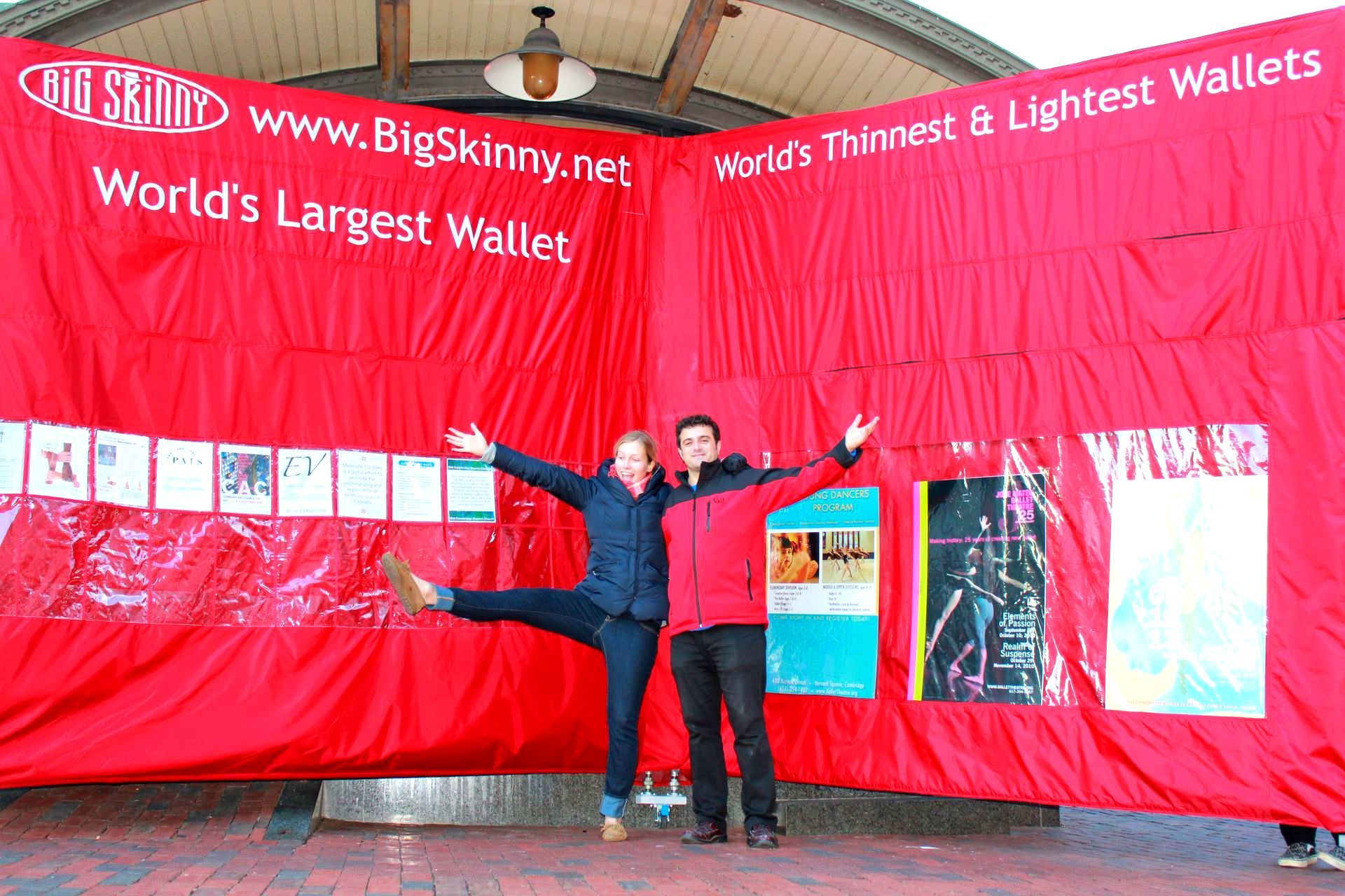 
World's Largest Wallet, world record in Cambridge, Massachusetts