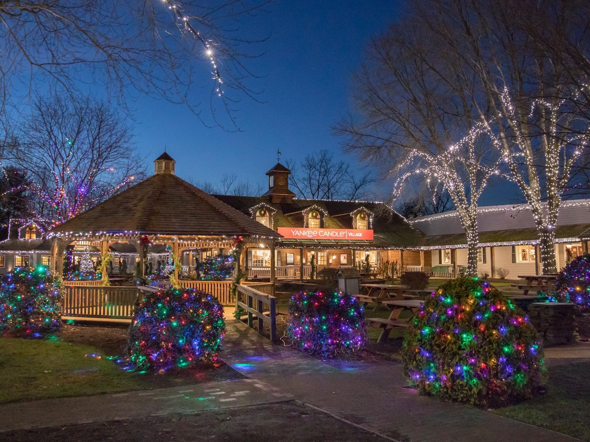 World’s Largest Candle Store, world record in South Deerfield, Massachusetts
