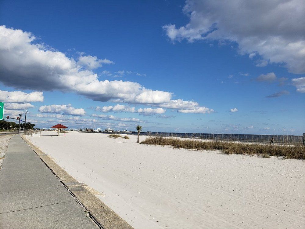 World's Largest Man-Made Beach, world record in Mississippi