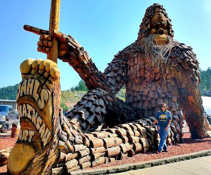 World's Largest Wooden Bigfoot Sculpture, world record in Keystone, South Dakota