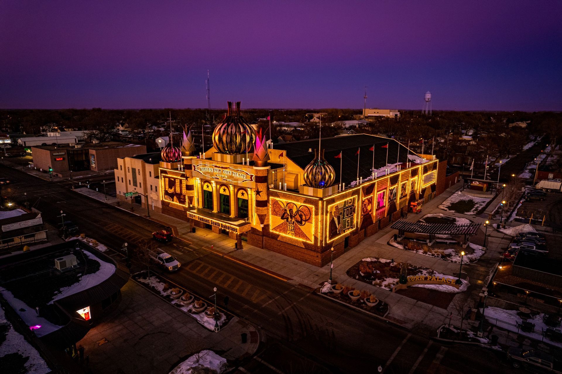 
World's First Corn Palace, world record set in Mitchell, South Dakota