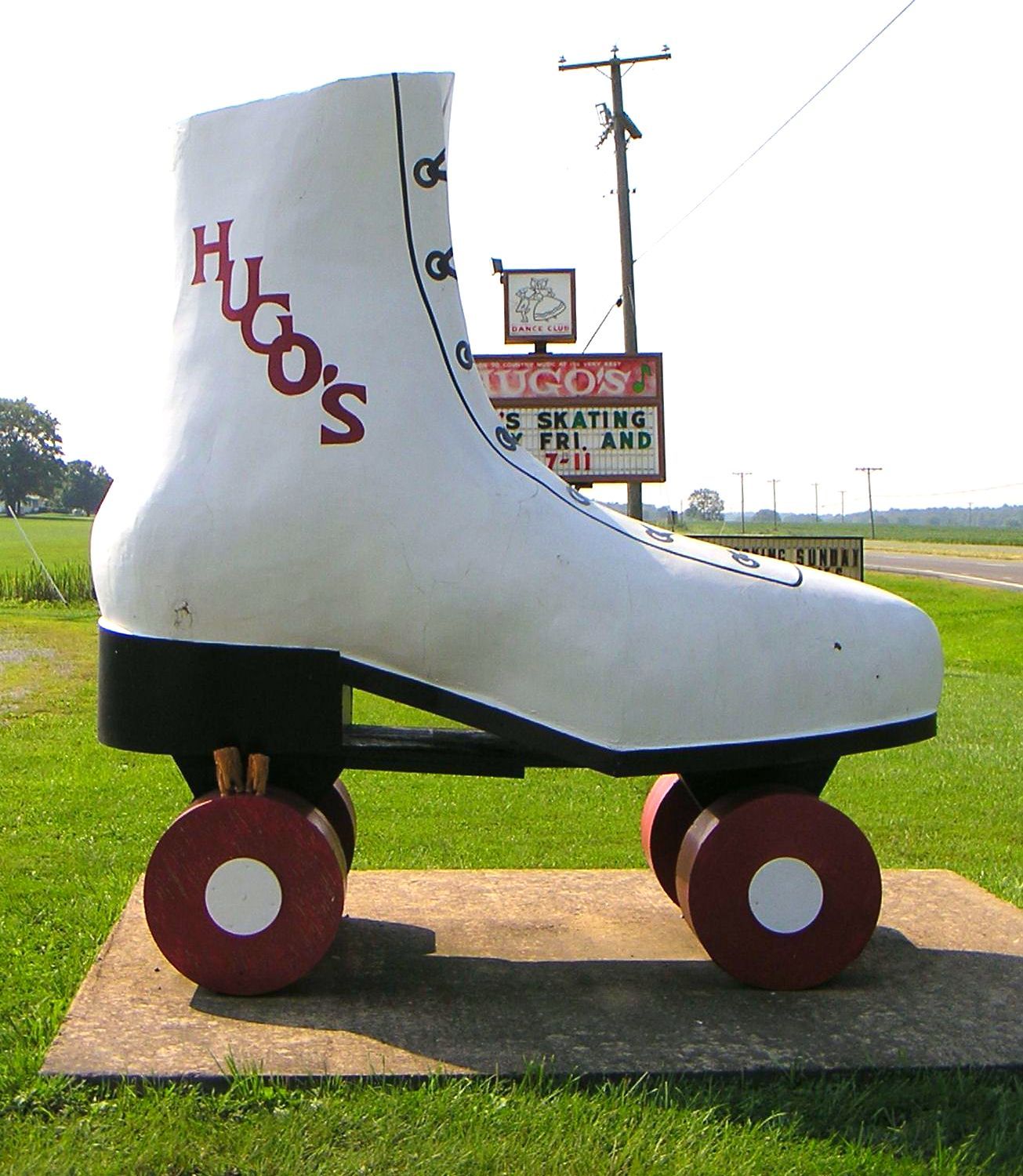 World’s Largest Rollerskate Sculpture, world record in Bealeton, Virginia