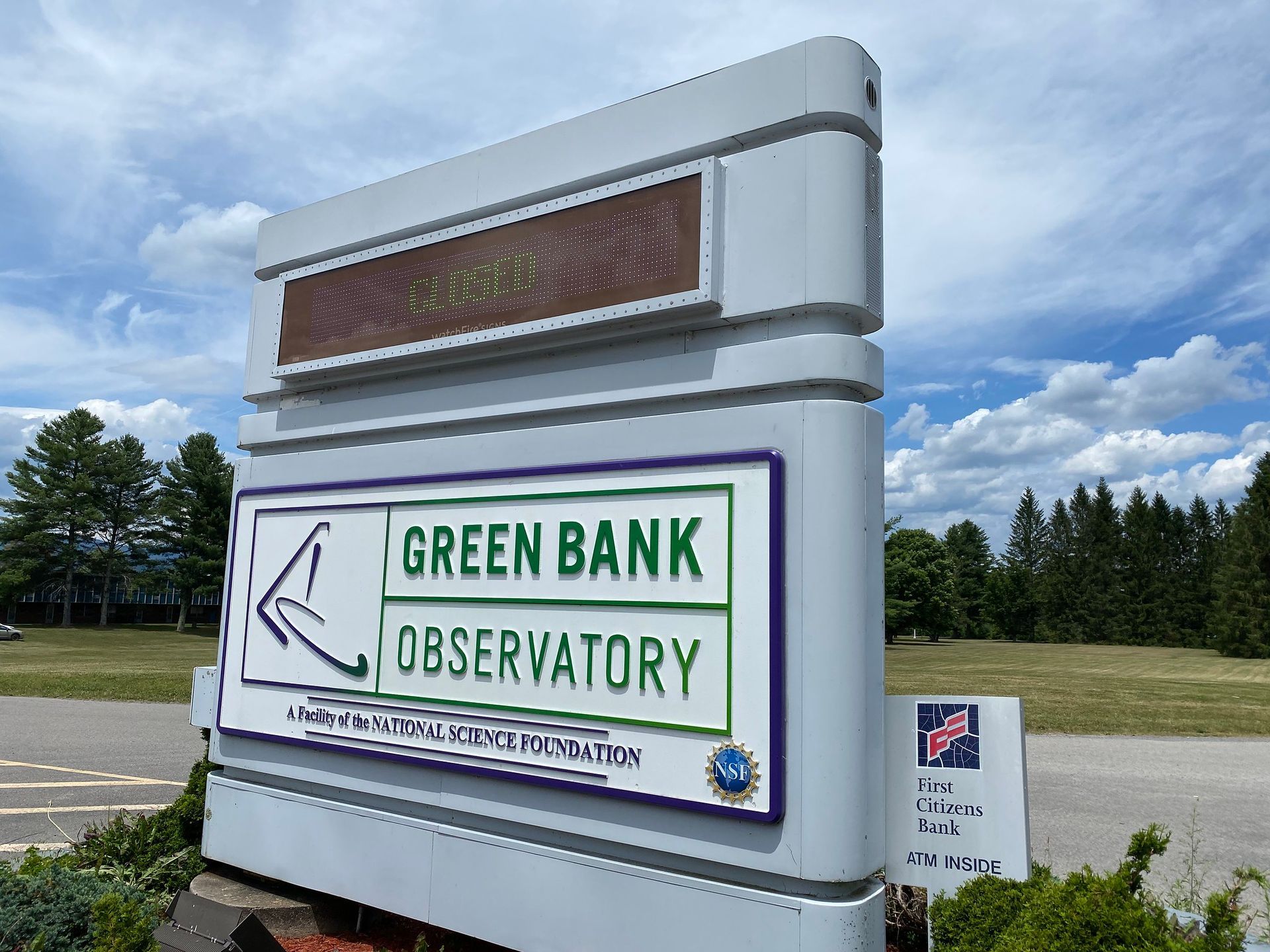 World’s Largest Fully Steerable Radio Telescope, world record in Green Bank, West Virginia