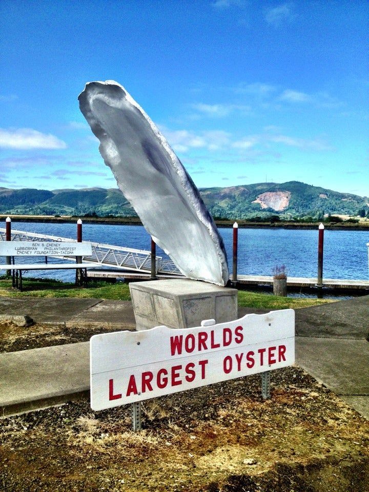 World’s Largest Oyster Sculpture, world record in South Bend, Washington World’s Largest Oyster Sculpture, world record in South Bend, Washington