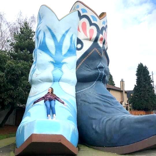 World's Largest Hat and Cowboy Boots Sculpture, world record in Seattle, Washington World's Largest Hat and Cowboy Boots Sculpture, world record in Seattle, Washington