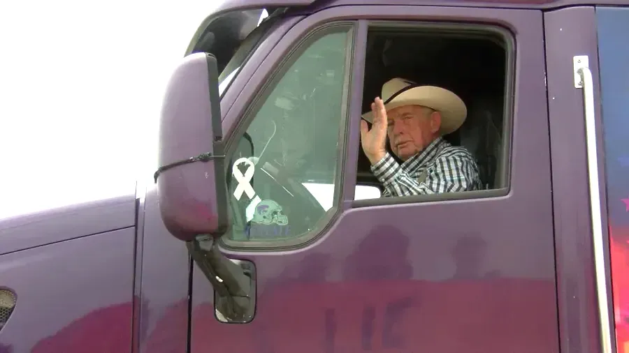 World's Oldest Truck Driver, world record set by Doyle Archer

