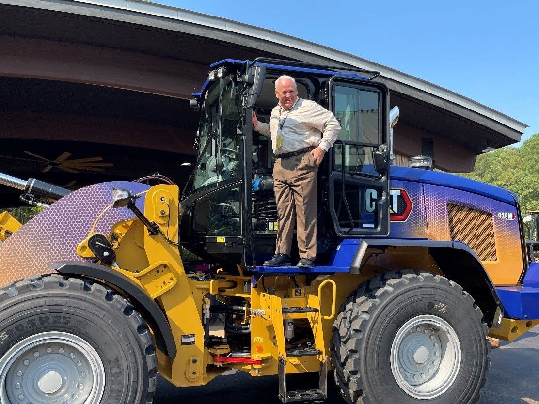World's Largest Construction Equipment Manufacturer, Caterpillar sets world record World's Largest Construction Equipment Manufacturer, Caterpillar sets world record