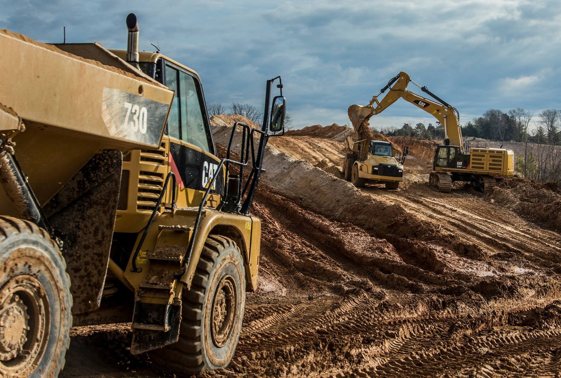 World's Largest Construction Equipment Manufacturer, Caterpillar sets world record World's Largest Construction Equipment Manufacturer, Caterpillar sets world record