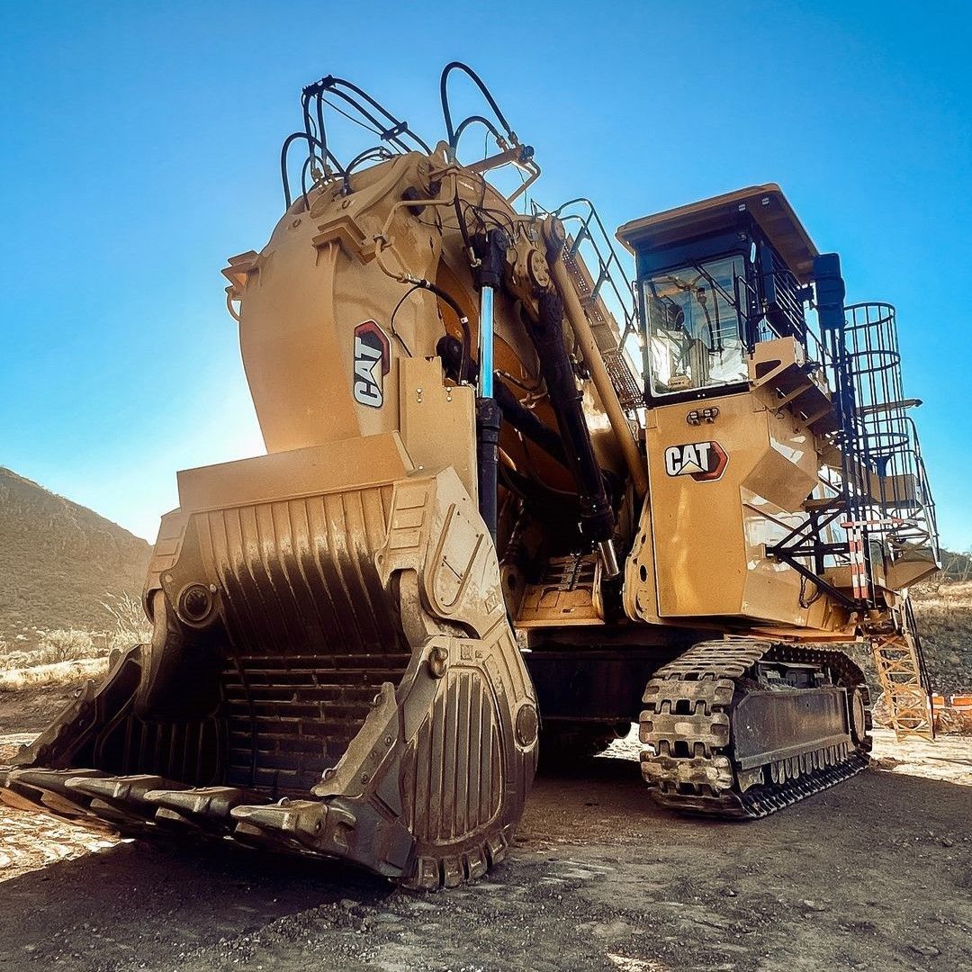 World's Largest Construction Equipment Manufacturer, Caterpillar sets world record World's Largest Construction Equipment Manufacturer, Caterpillar sets world record