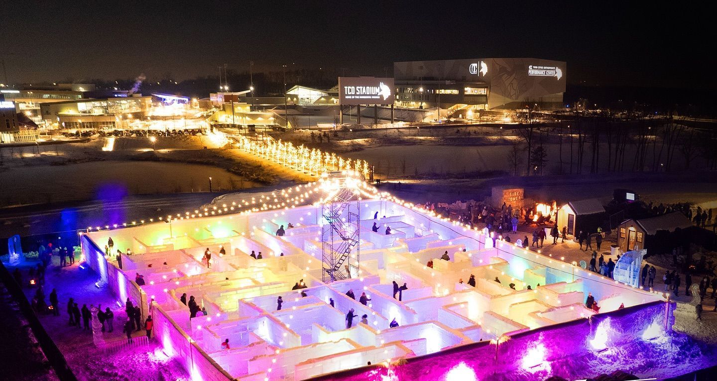 World's Largest Ice Maze, world record set in Eagan, Minnesota World's Largest Ice Maze, world record set in Eagan, Minnesota