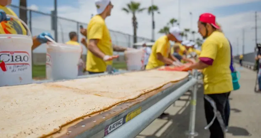 World's Longest Pizza, world record set in Fontana, California
