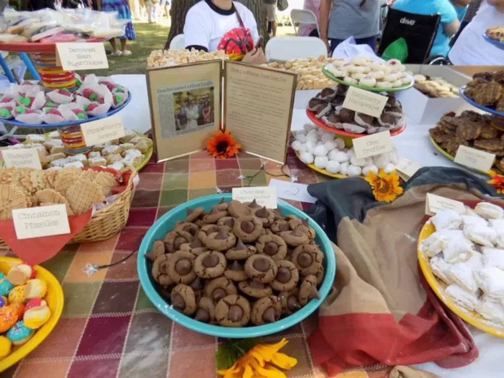 World's Largest Wedding Cookie Table, world record set in Monongahela, Pennsylvania World's Largest Wedding Cookie Table, world record set in Monongahela, Pennsylvania