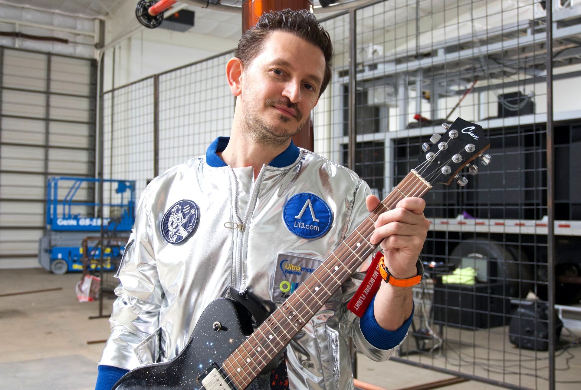 Highest Altitude Guitar Performance, world record set by Burak Yeter
