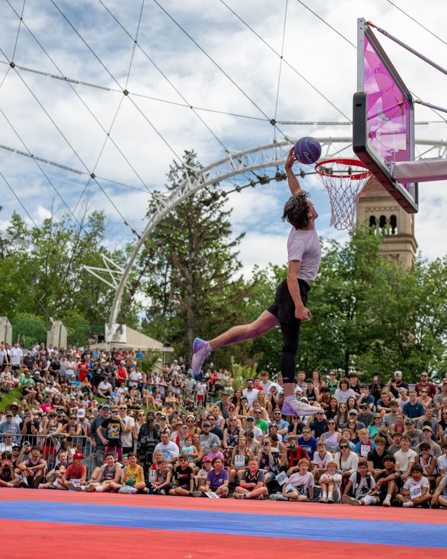 World's largest outdoor 3-on-3 basketball tournament, world record in Spokane, Washington World's largest outdoor 3-on-3 basketball tournament, world record in Spokane, Washington