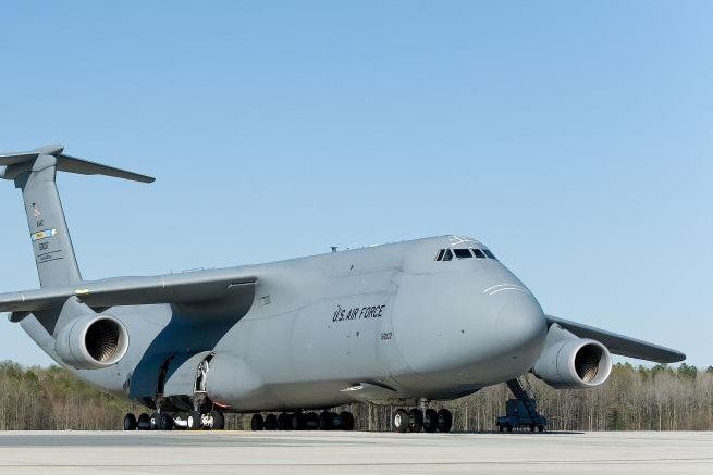 World's largest military transport aircraft, world record set by The Lockheed C-5M Super Galaxy
