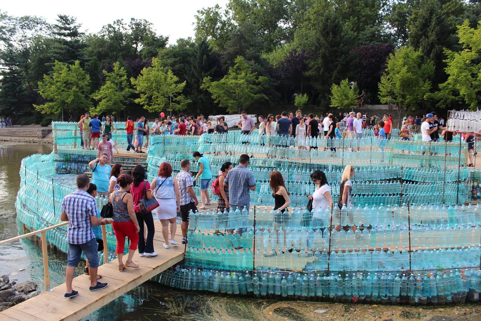 Largest bridge made of recycled plastic bottles, world record in Timisoara, Romania