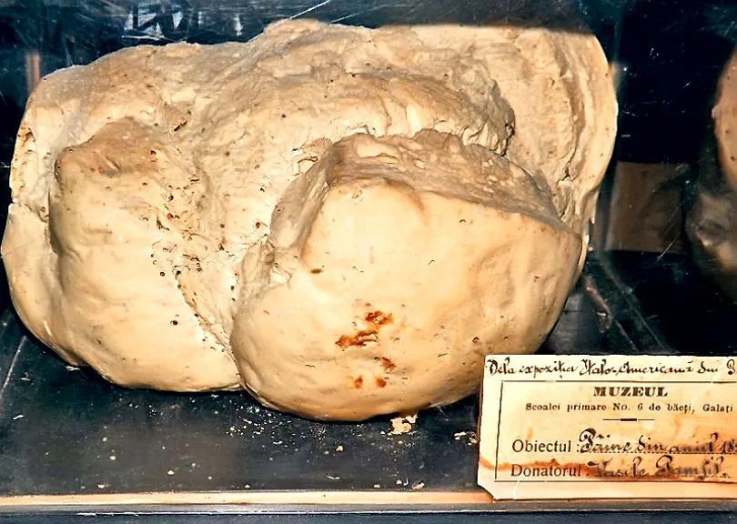 World's Oldest Bread, world record in Galați, Romania
