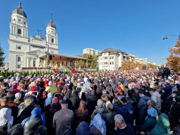 Largest serving of cabbage rolls, world record in Iași, Romania
