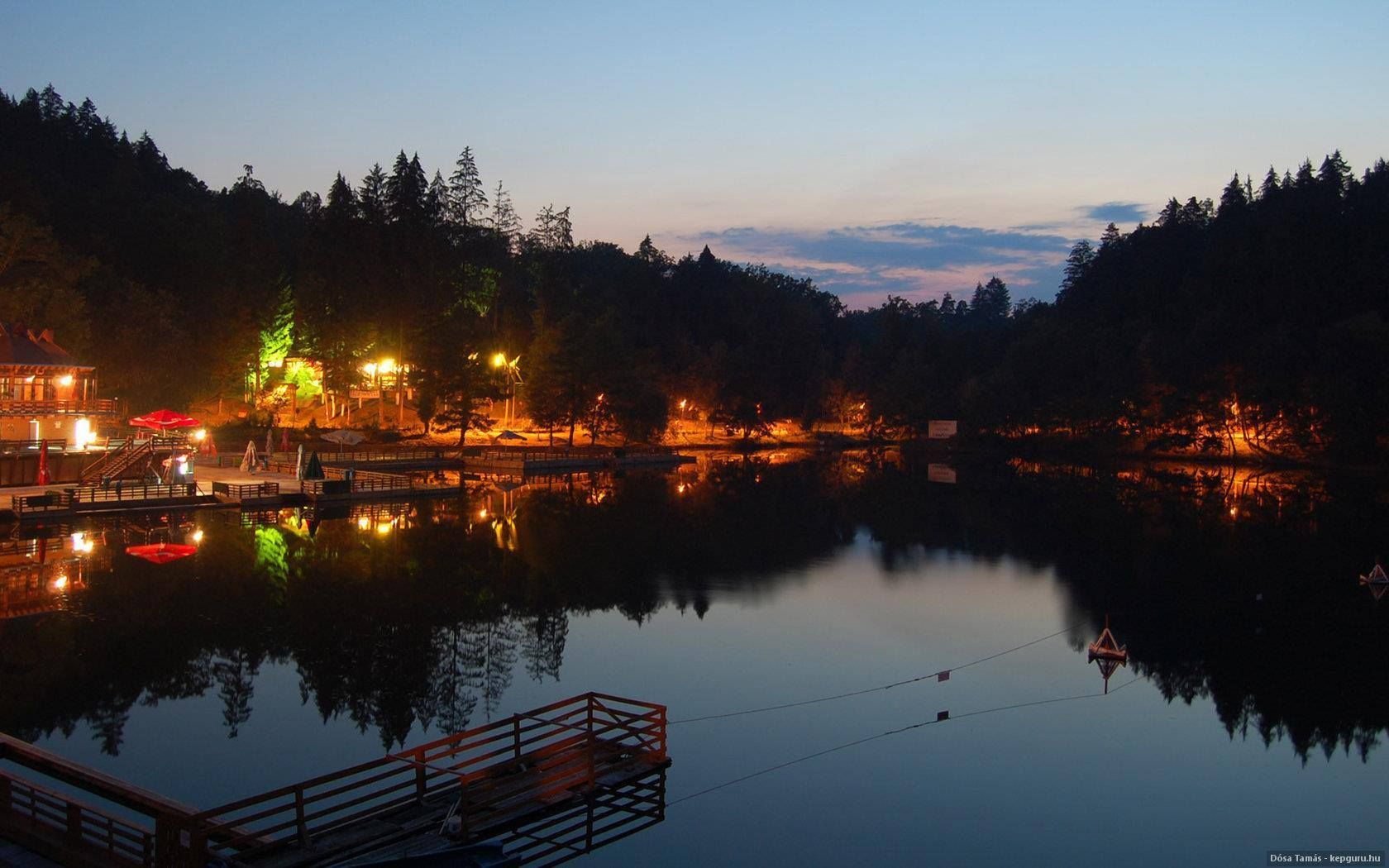 World's Largest Heliotherm Lake, world record set by The Bear Lake
