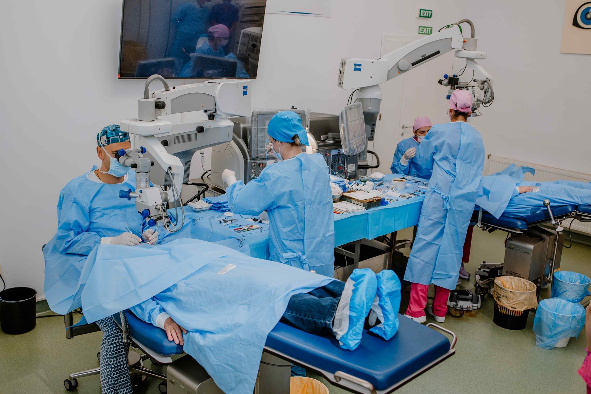 Most lens exchange surgeries performed in one session, Opticline Dr. Angelescu