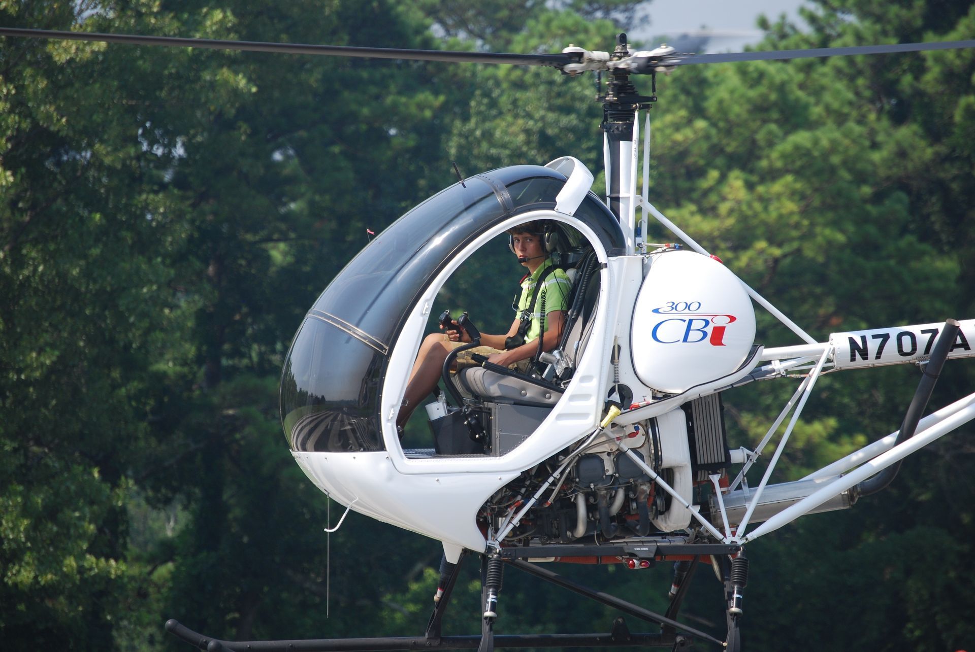 Youngest to solo airplane and helicopters on same day-world record set by Errick Smith
 