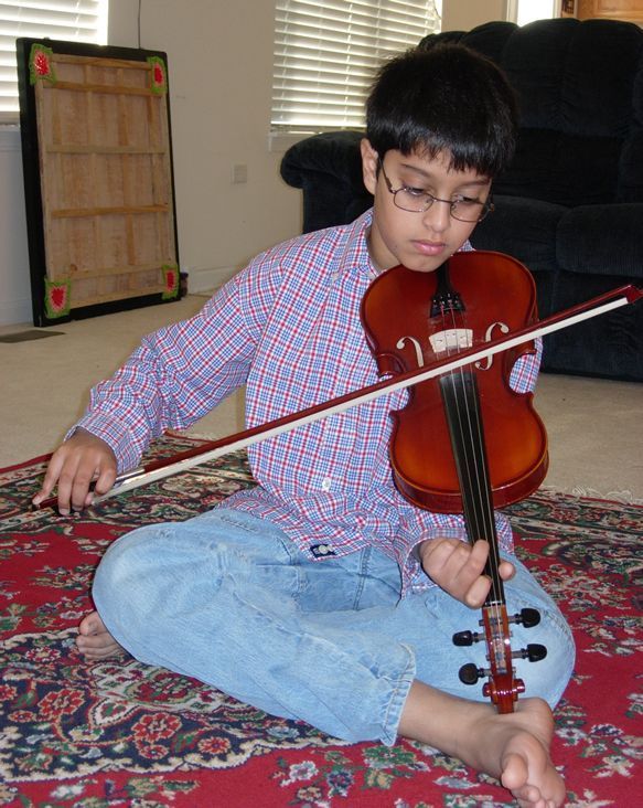 Youngest Person Performing Carnatic Music on the Violin: World Record set by Sandeep N Bharadwaj (VIDEO)