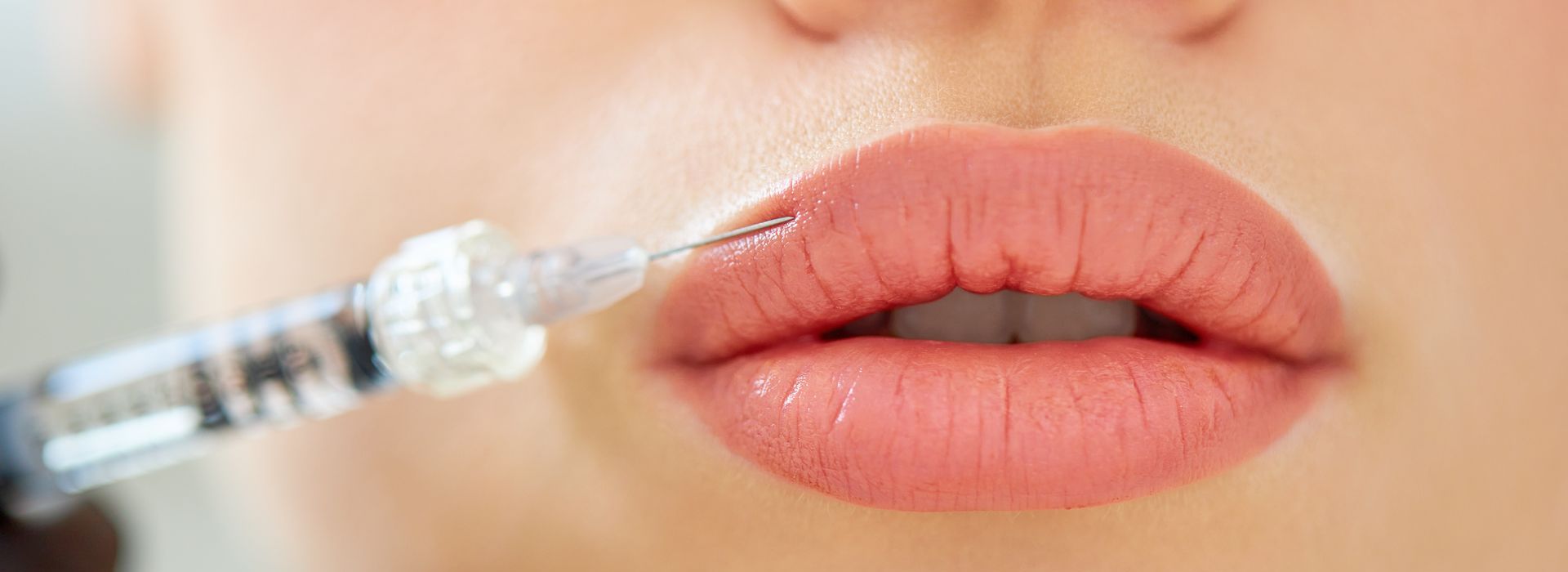 Que faut-il éviter après des injections d’acide hyaluronique