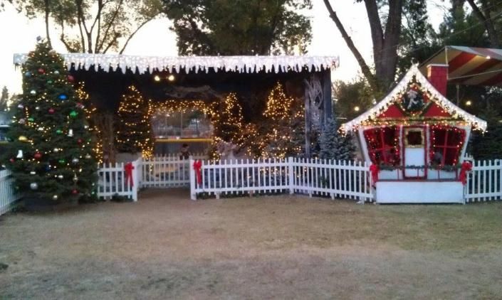 Outdoor Christmas Decor