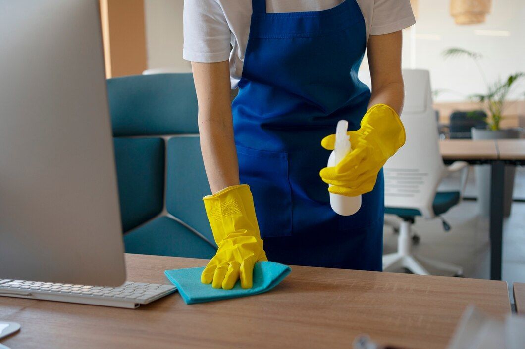 #OfficeCleaningLuton