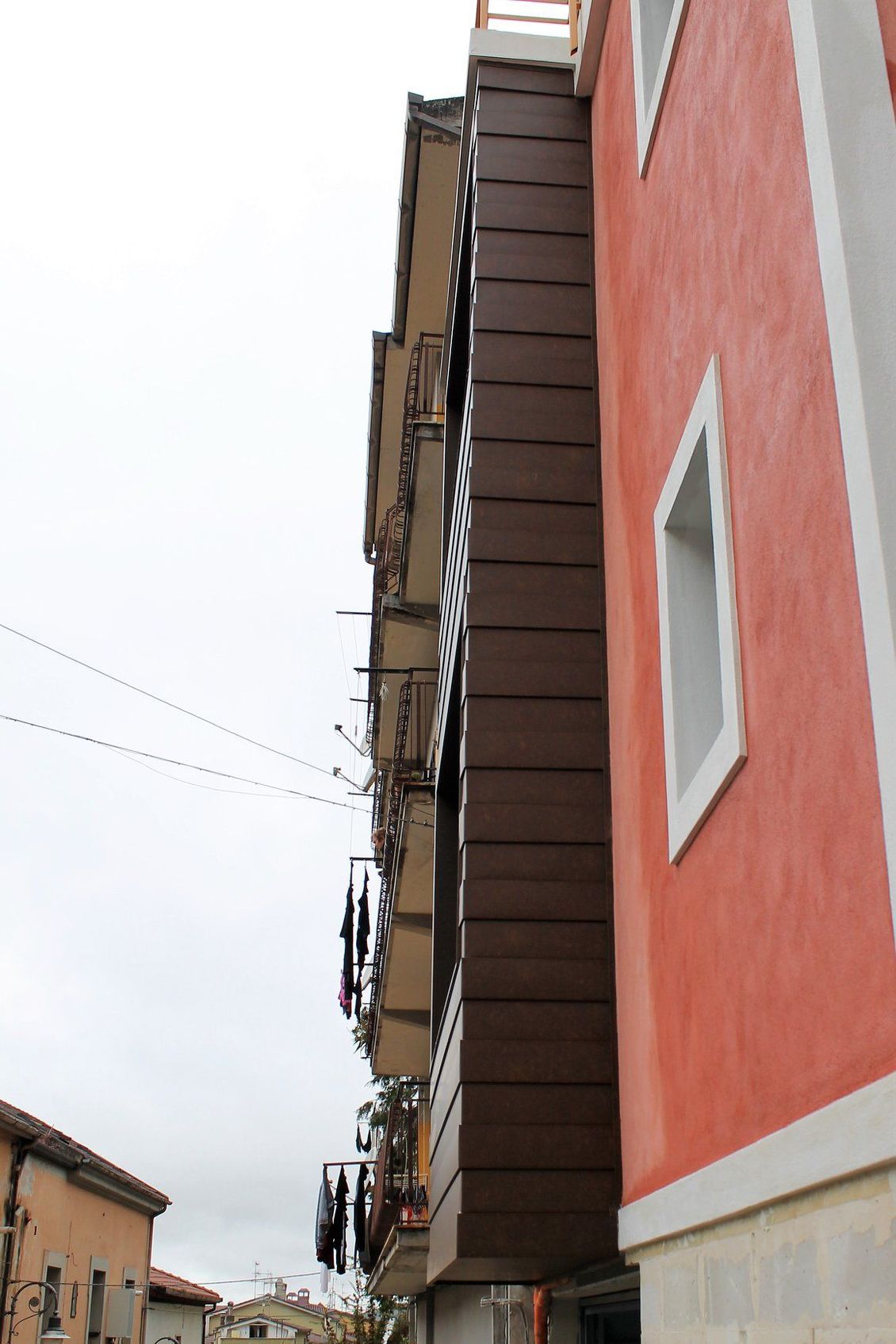 facciata rivestita in alluminio