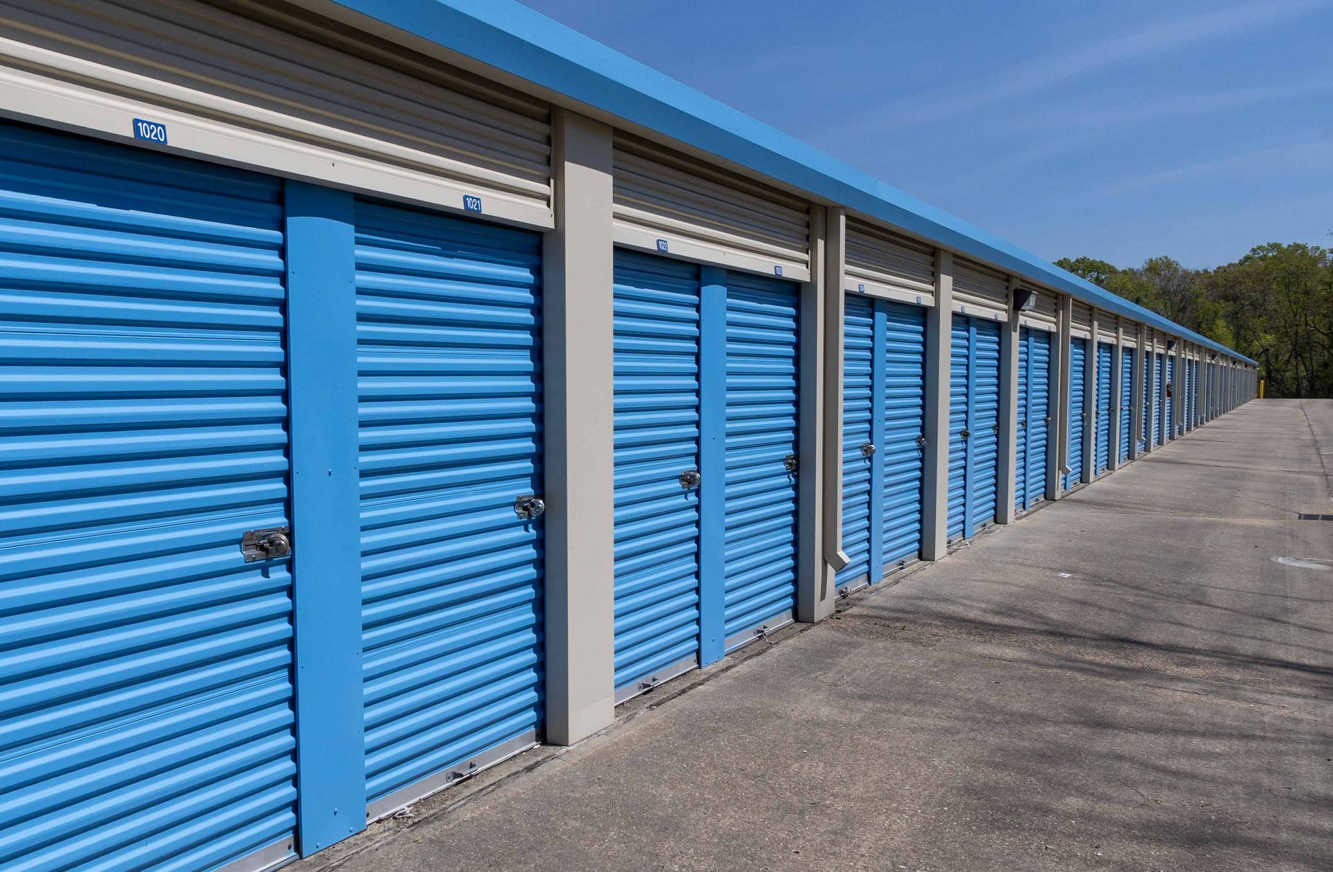 Blue drive-up storage units at Ship-N-Store Storage in Baker, LA