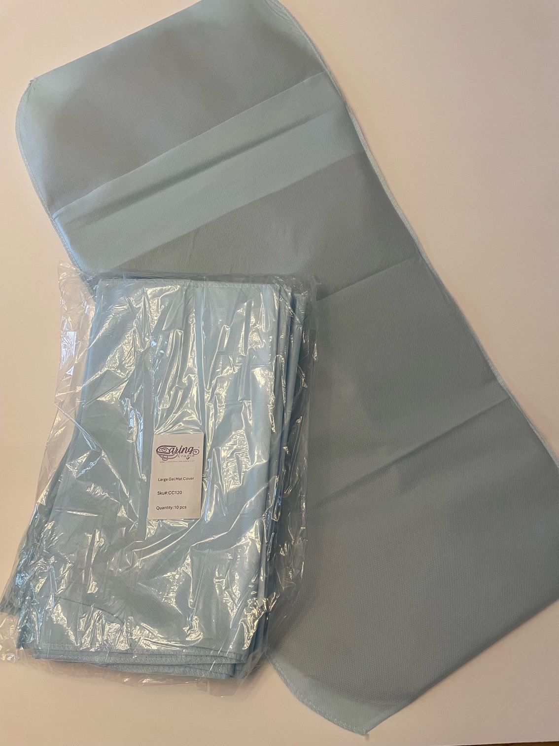 A product image of the gel mat and the gel mat cover
