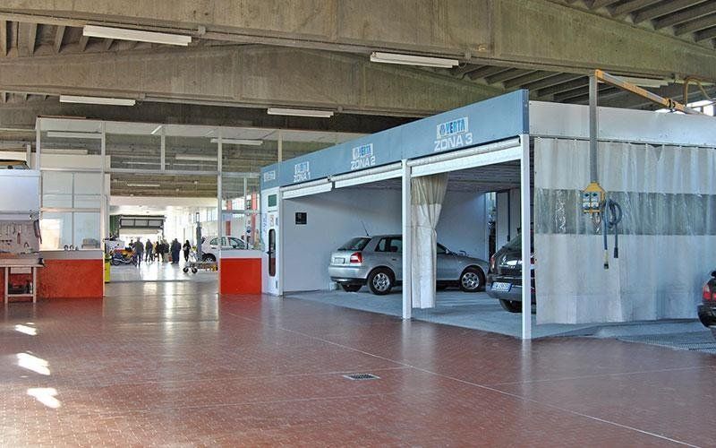 auto in riparazione