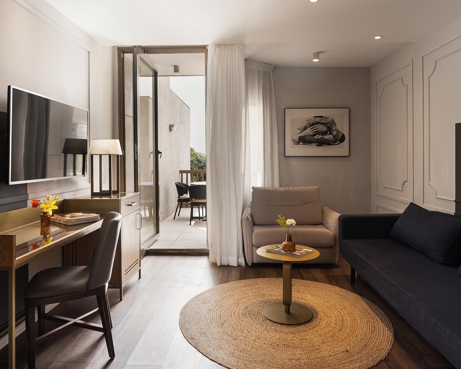 Cassia Deluxe Balcony room