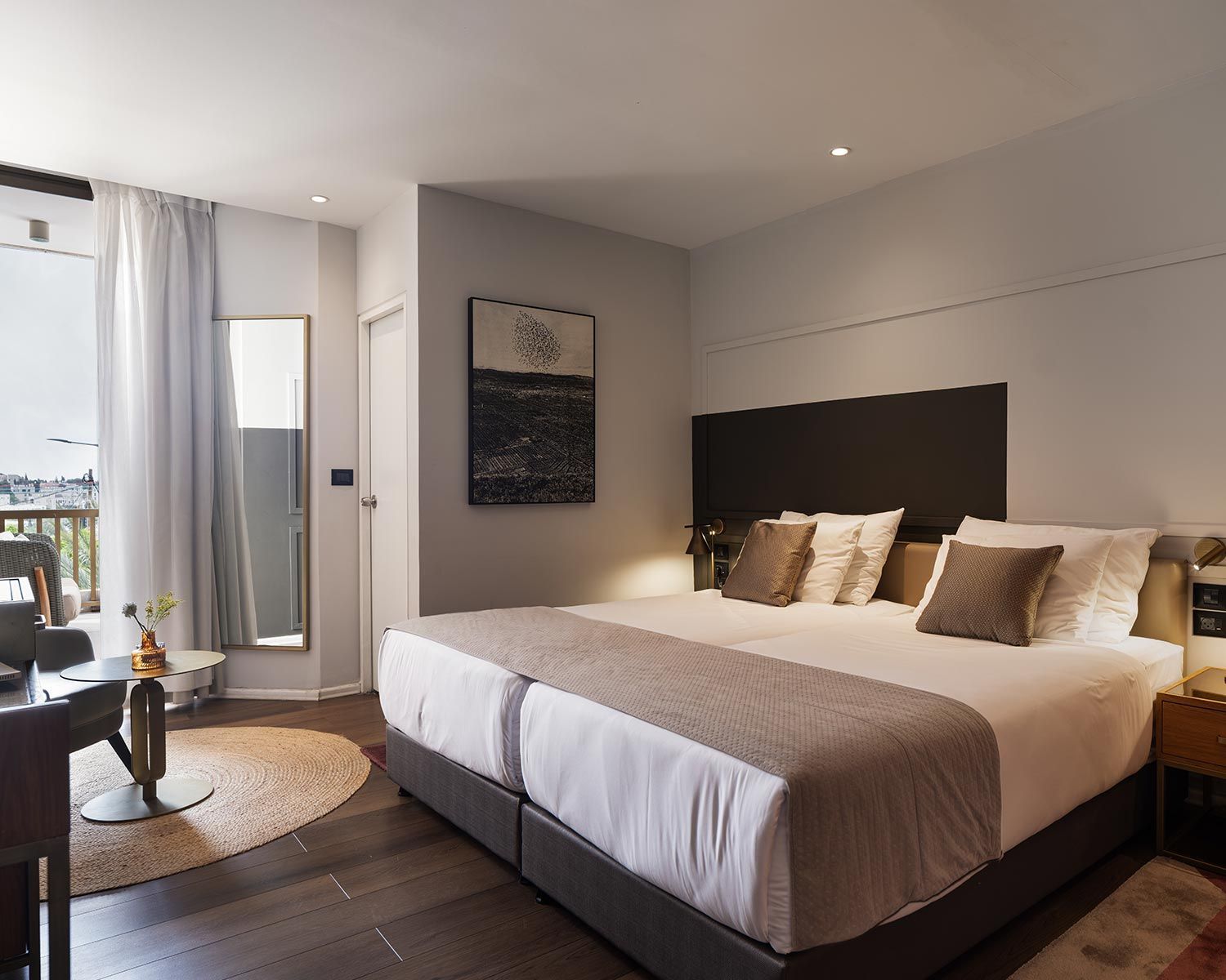 Cassia Grand Deluxe guestroom