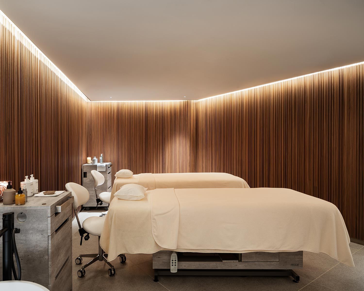Cassia Couples Treatment Room